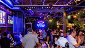 outdoor patio at 610SOCIAL